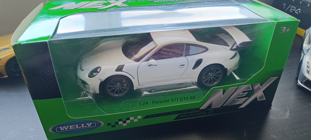 Porsche 911 Gt3 Rs 1:24