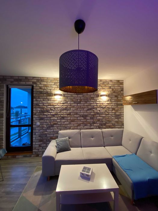 *** 2 pokoje, bezpośrednio przy Metrze Bemowo, garaż ***