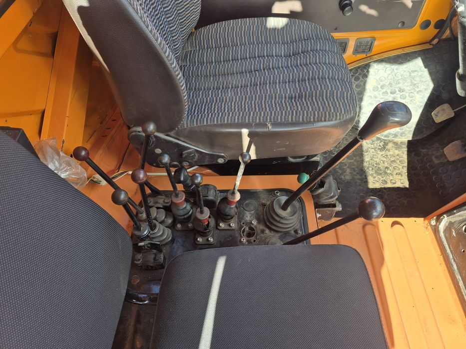 Mercedes-Benz UNIMOG 1400