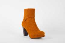 Botas e sapatos em Burel