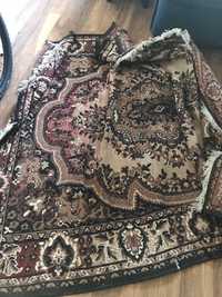 Ładny duży dywan perski, uniwersalny wzór i kolor