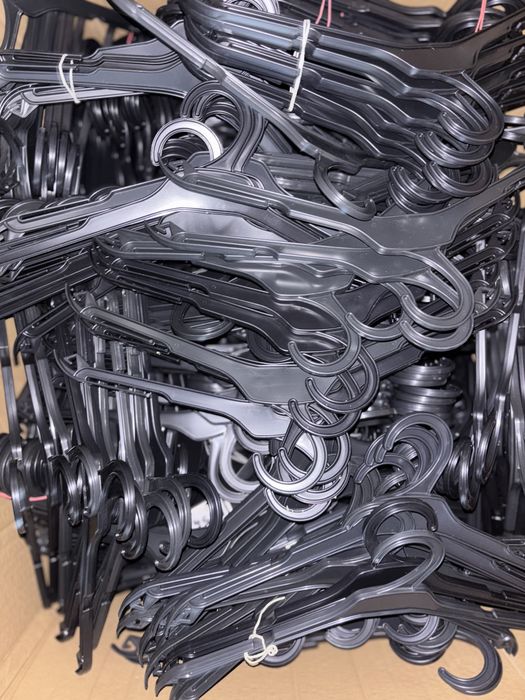 Wieszaki plastikowe odziezowe na ubrania 1000 szt
