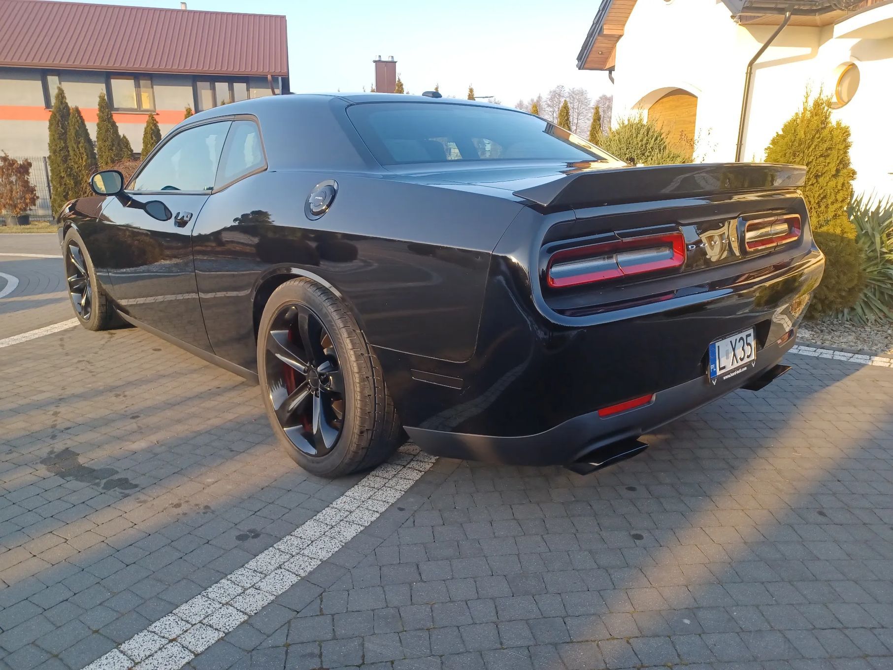Dodge Challenger Cena brutto, faktura vat 23% , 80500 netto