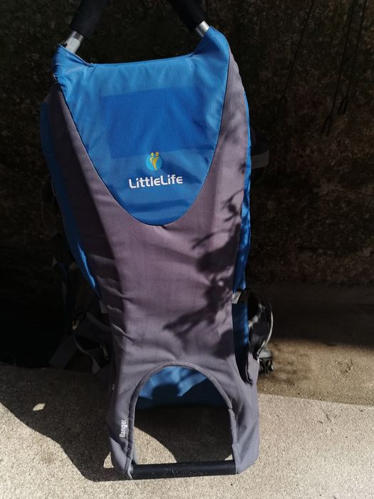 Mochila porta criança de caminhada da Little Life