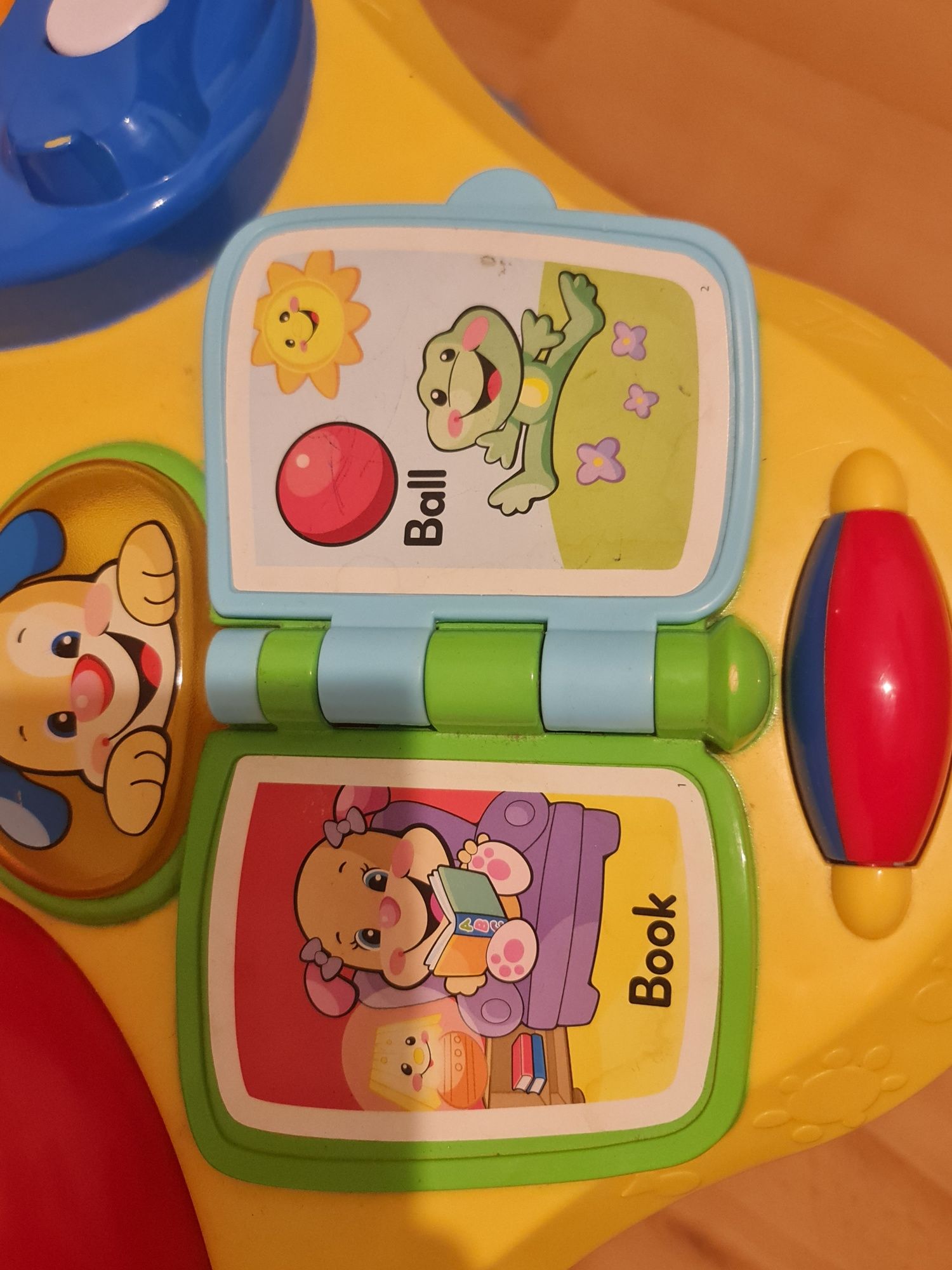 Stolik interaktywny Fisher-Price  angielski i francuski