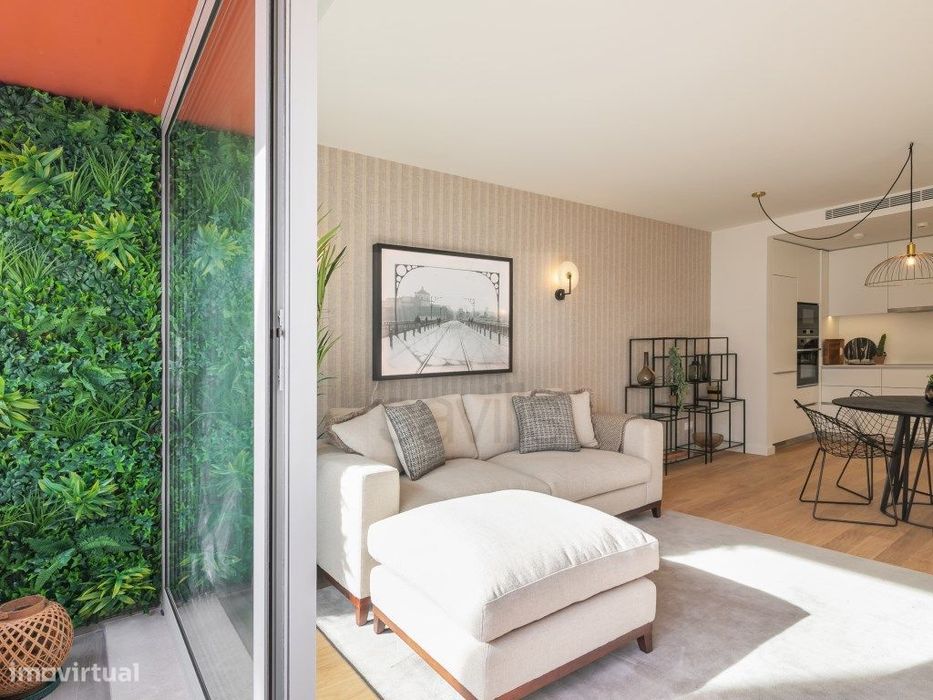 Apartamento T2 duplex junto ao rio - Porto