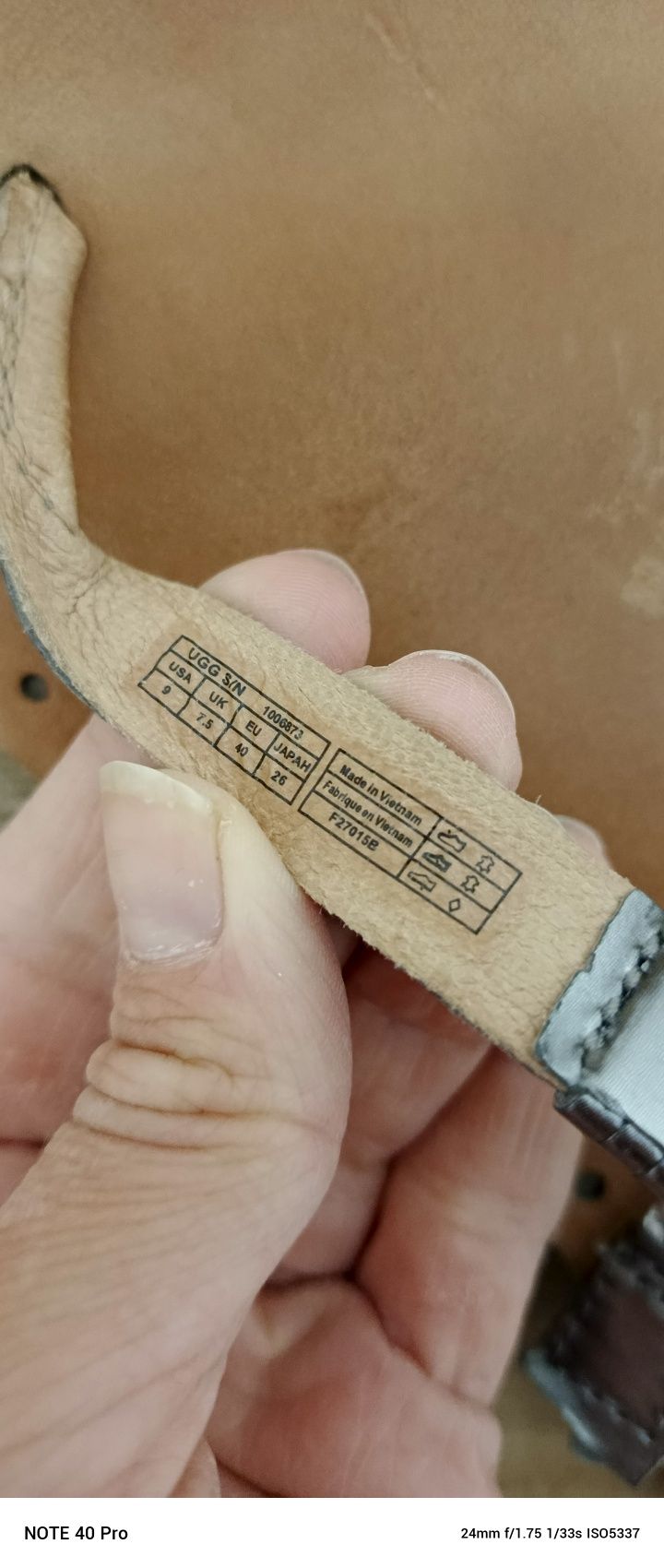 Klapki damskie UGG 40