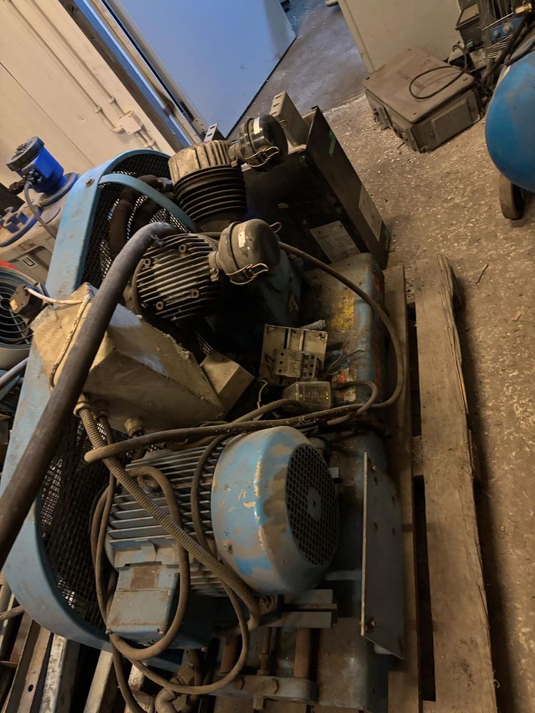 Kompresor tłokowy 1160 litrow