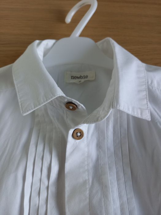 Koszula biała Newbie, rozmiar 104.