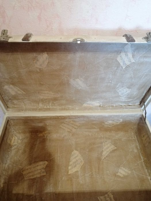 Старинные винтажные чемоданы 50-х годов