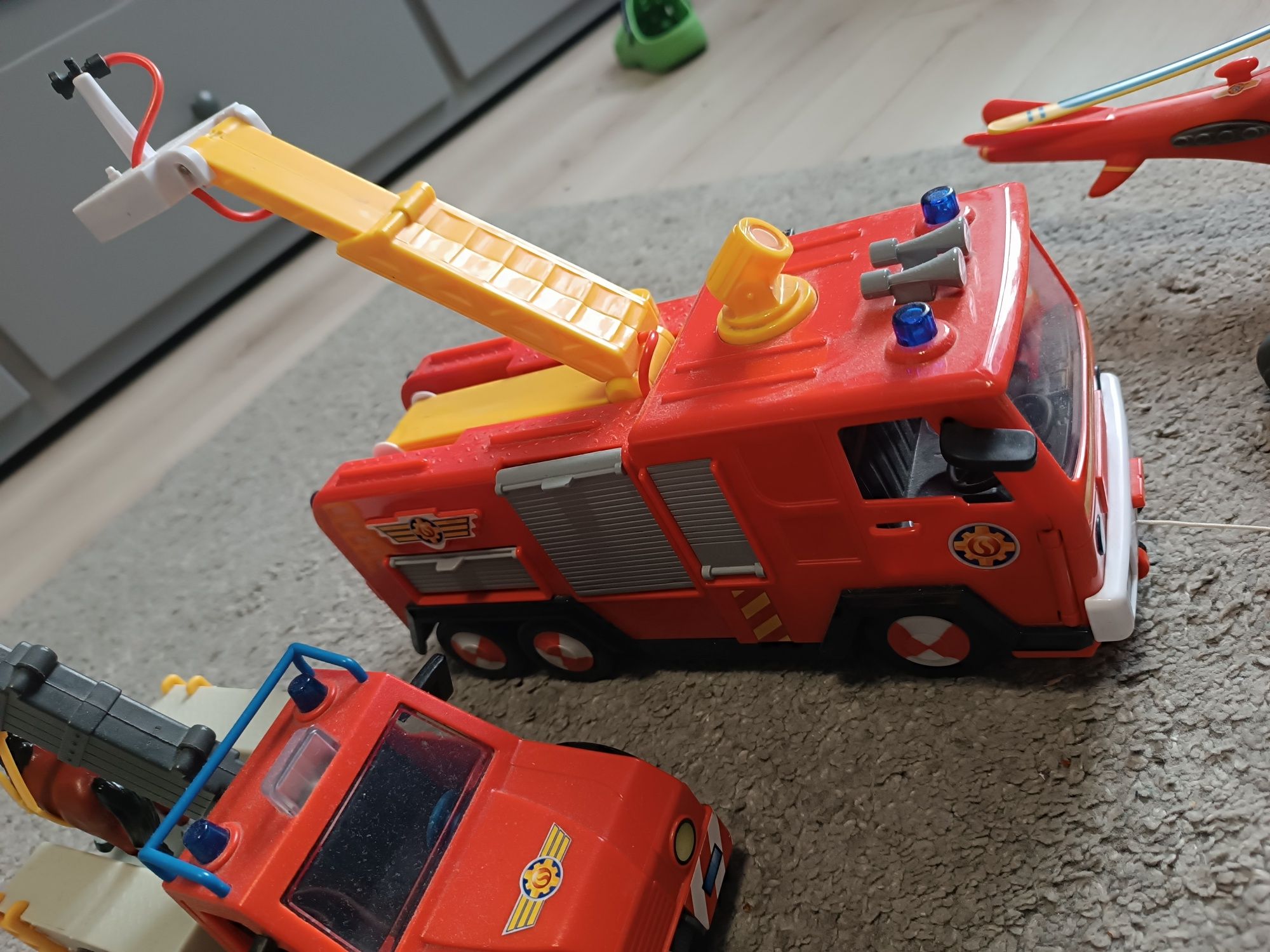 Ogromny zestaw Strażak Sam, Jupiter, motorówka, remiza, quad, helikopt