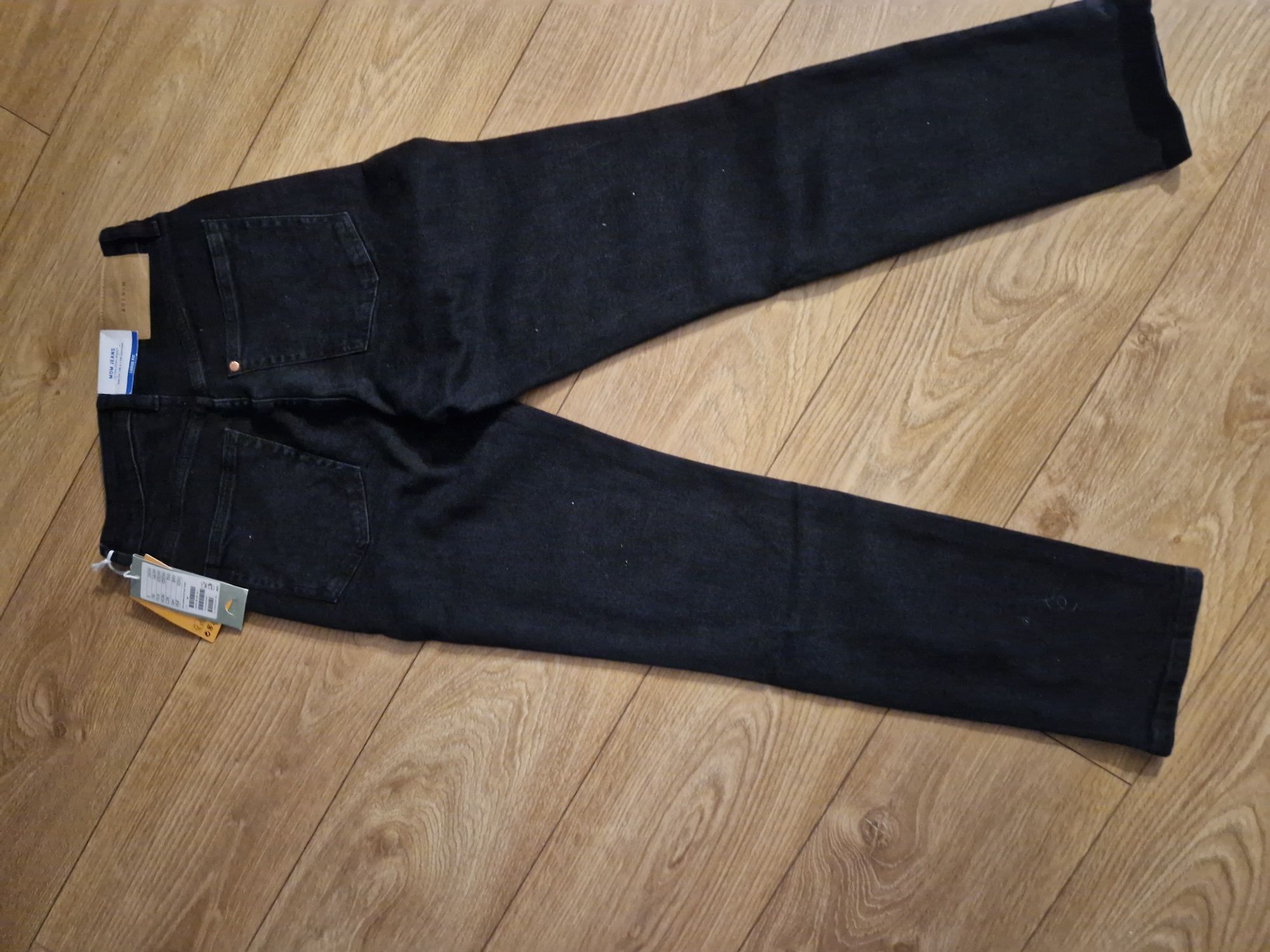 Nowe spodnie jeansy czarne h&m rozmiar 34