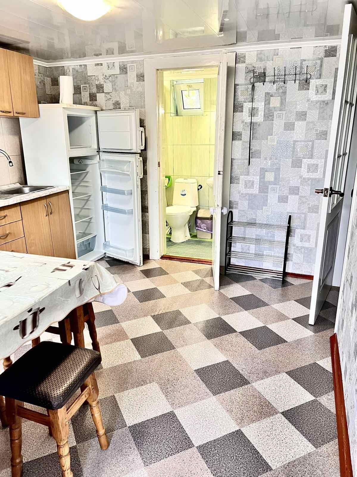 Чась дома с отдельным входом и заездом