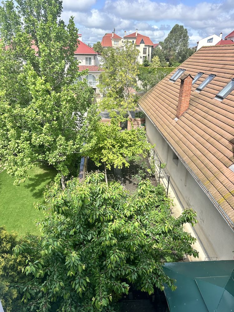 Сдам дом Совиньон 1, 3 уровня. Можно на лето!
