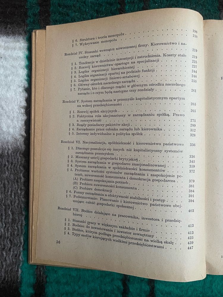 Ksiażka Brytyjski i amerykański system przemyslowy P. Sargant Florence