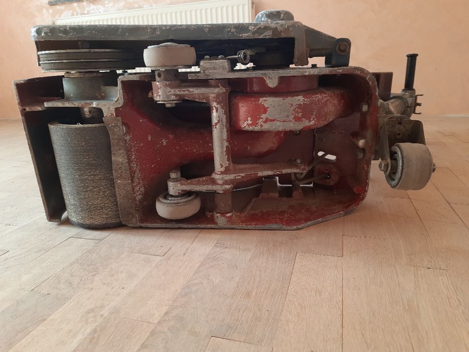 Паркетошліфувальна машина СО 206 Шліфувальна, циклювальна
Паркетошлифо