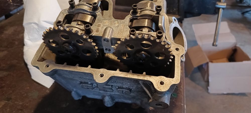 Głowica BMW f650gs 2001r