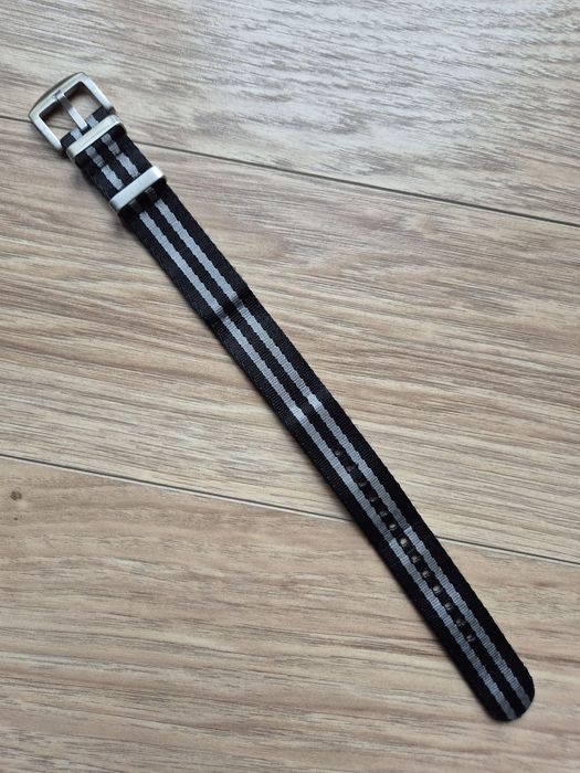 Pasek Hirsch Carbon L 20 mm
