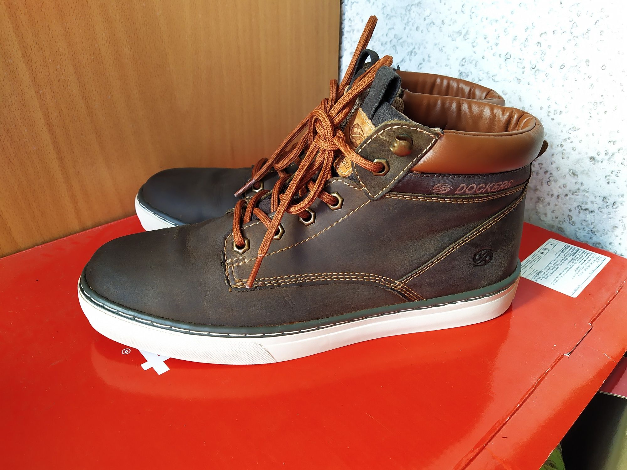 Кожаные высокие кроссовки Dockers by Gerli р.44 UK10