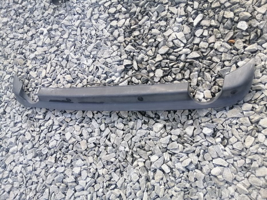 Ауді а6 с5  планка партроніків бампера