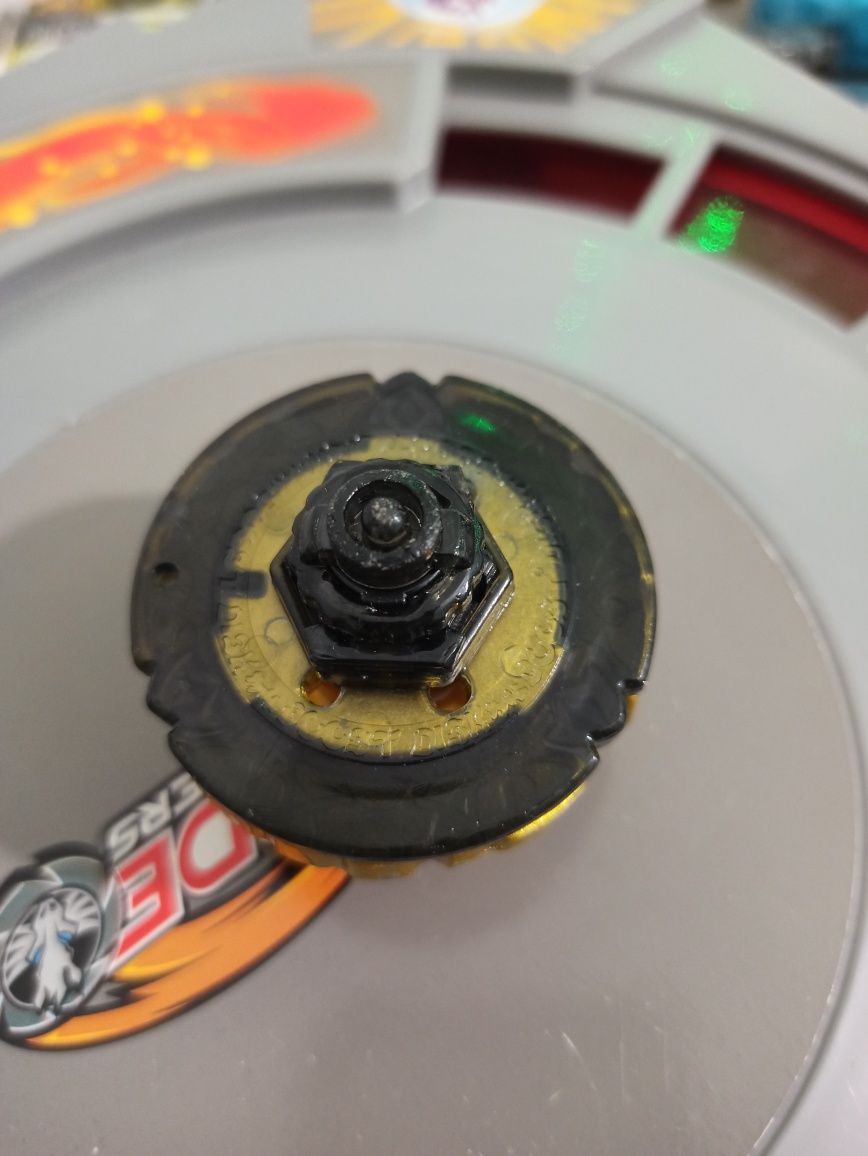 Dysk beyblade Kerbecs BD145DS