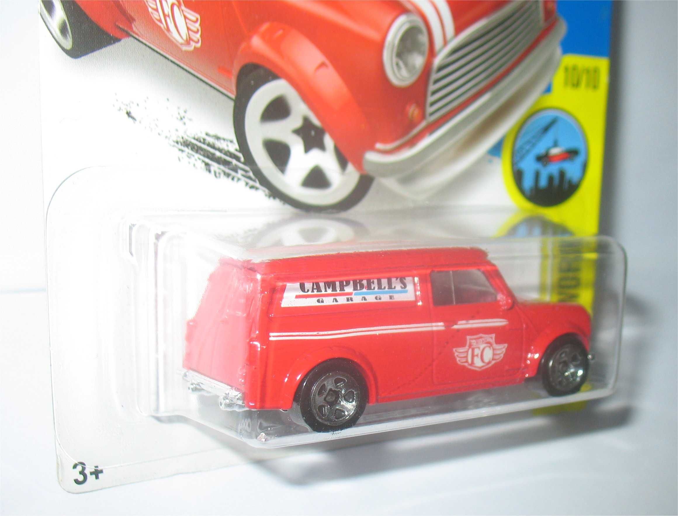 Hot Wheels - 67 Austin Mini Van (cartão longo - 2016)