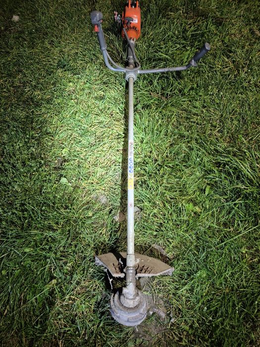 Wykaszarkę oleo-mac uszkodzona