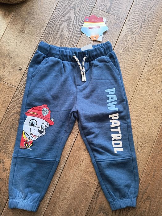 Nowe Spodnie dresowe Psi Patrol 104 cm