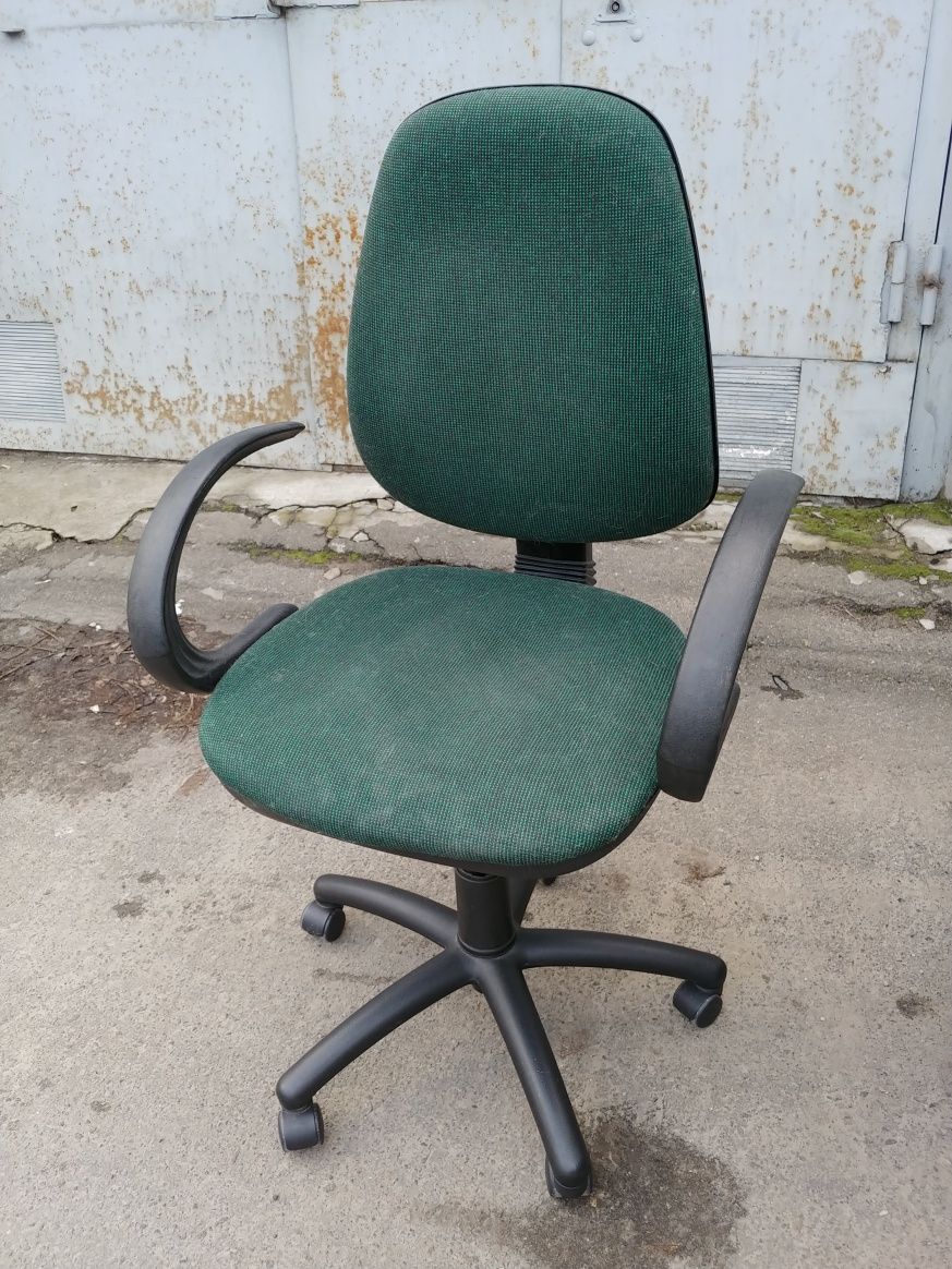 Шара Стул стілец крісло кресло компъютерное мягкое подлокотники 698 гр