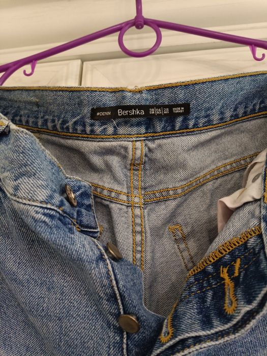 Джинси жіночі в гарному стані