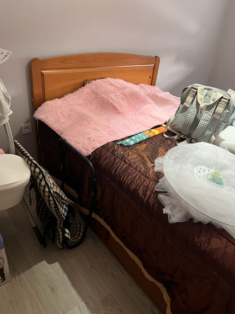 Cama de casal com colchao