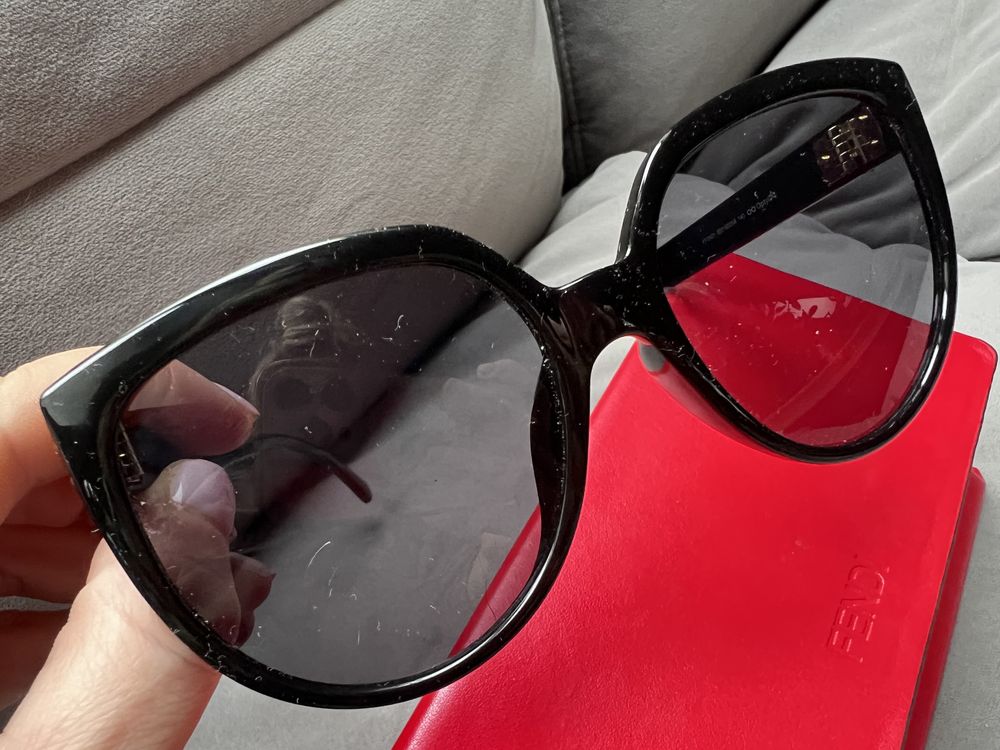 Fendi piekne czarne okulary koty