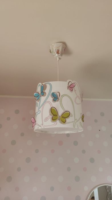 Lampa wisząca z motylami