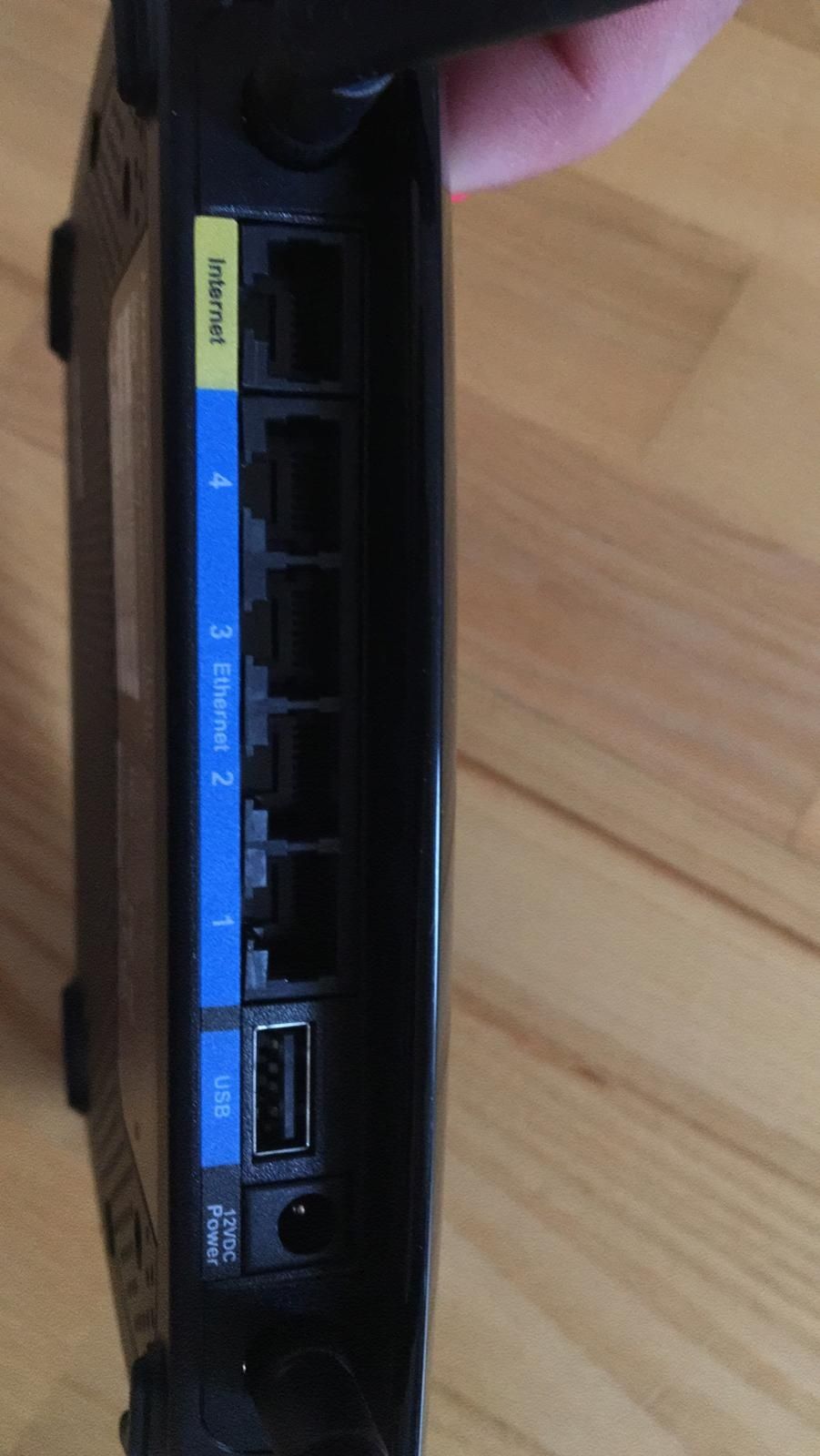 Router LinkSys Cisco WRT160NL