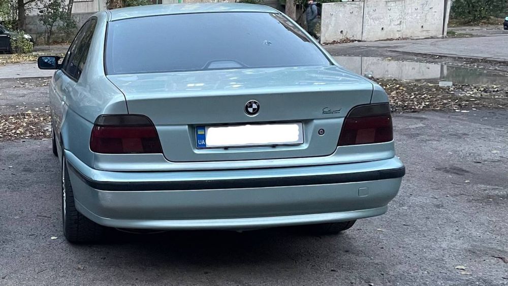 Бмв е39, 520.