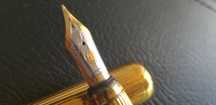 CANETA de tinta com aparo Marca CARTIER PASHA. Modelo Vintage