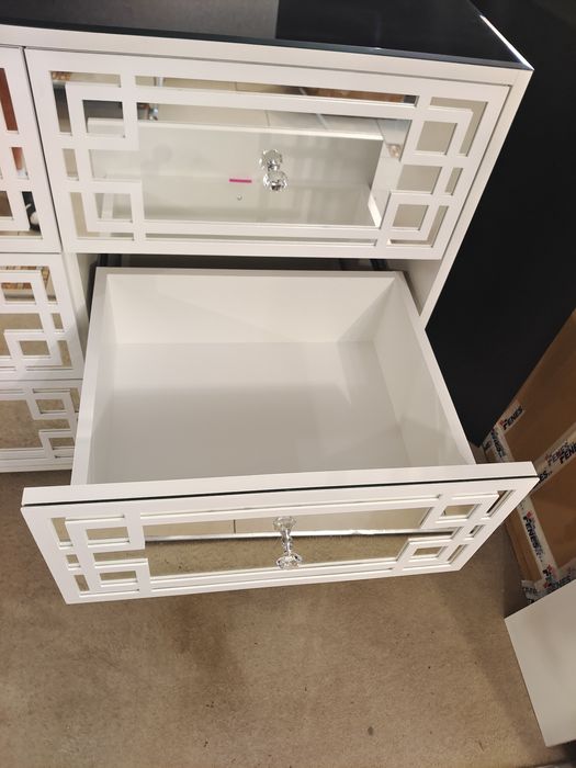 Komoda 170cm Glamour, lustra, ornamenty