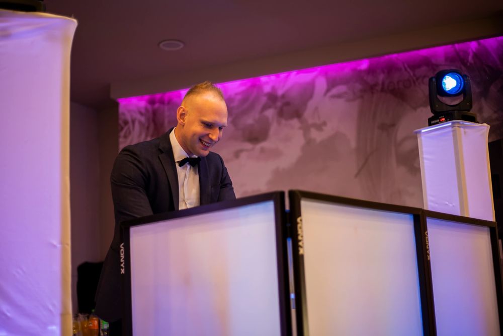 DJ i Fotograf - Kompleksowa obsługa imprez, 18, urodziny, studniowki