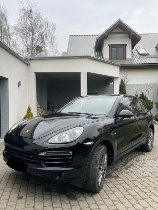 Porsche Cayenne 2014 rok 3.0 diesel czerwona skóra