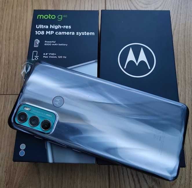 Smartfon Motorola Moto G60 6 GB / 128 GB 4G (LTE)