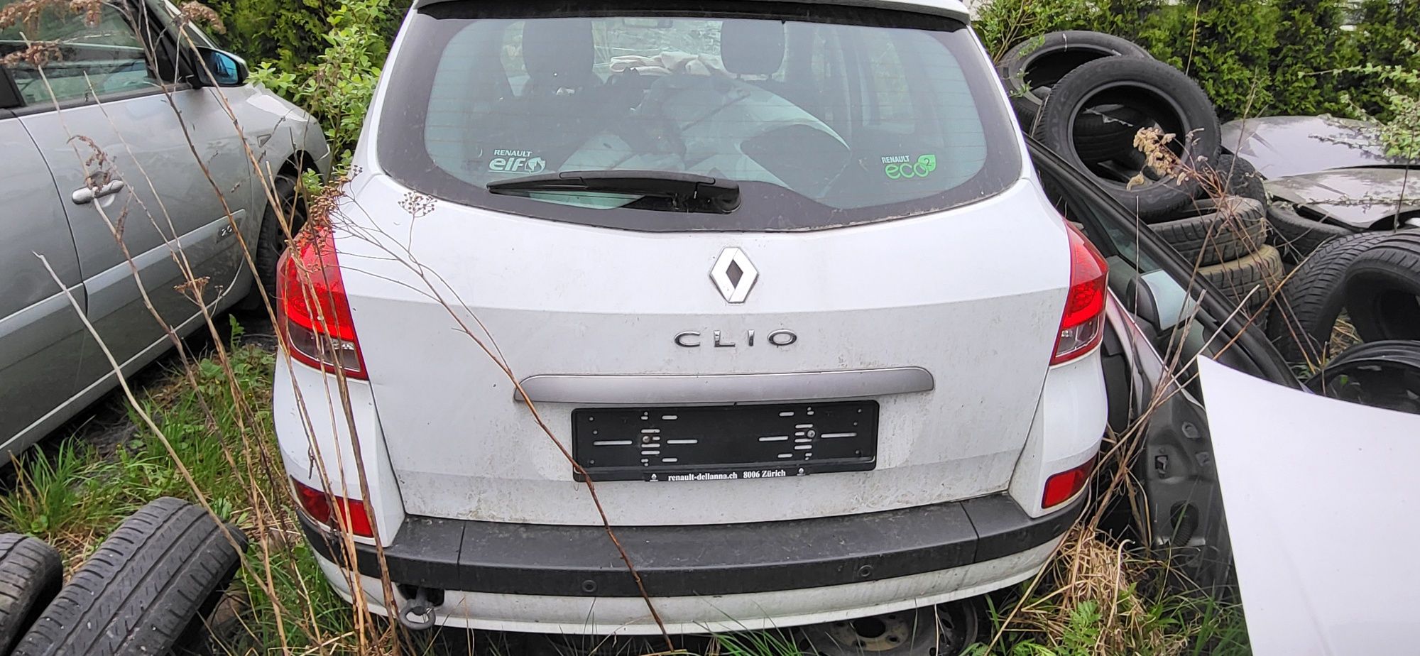 Klapa biała tył tylna Renault Clio III kombi 2011r.