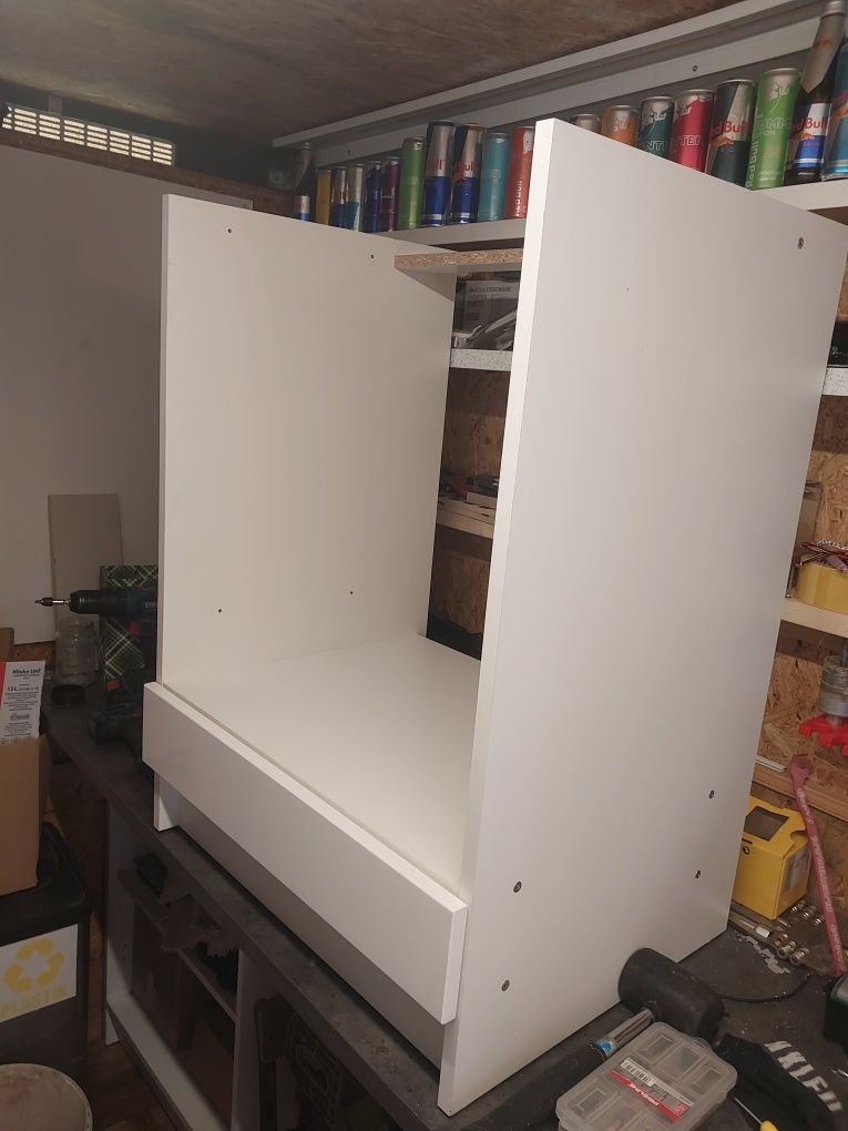 Szafka pod piekarnik