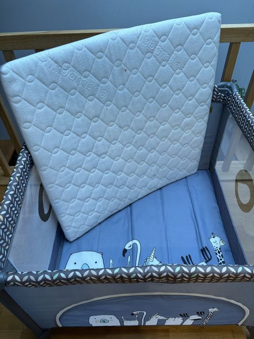 Kojec łóżeczko turystyczne gruby materac plus GRATIS basen z kulkami