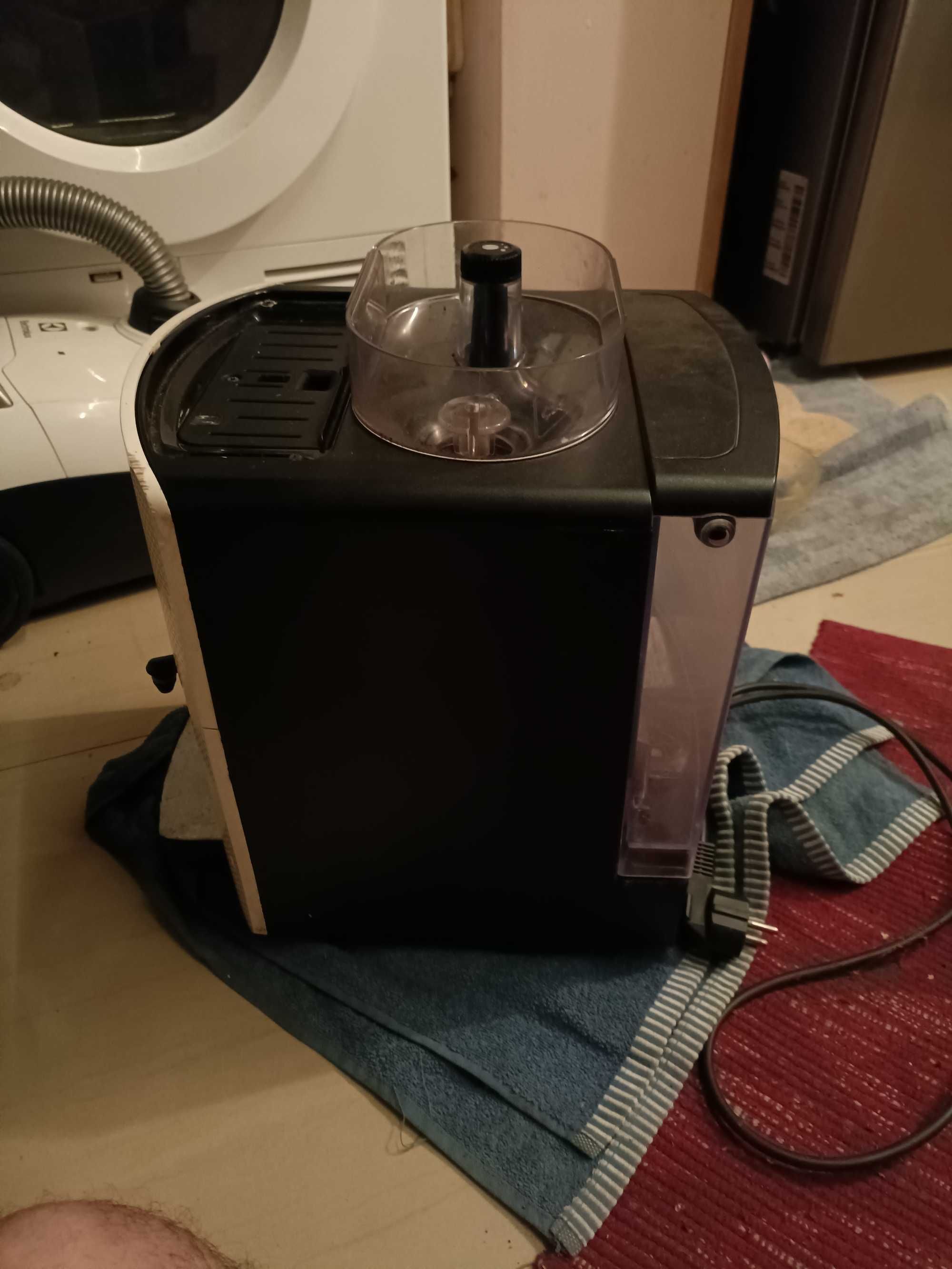 Ekspres KRUPS EA81* ciśnieniowy do kawy ziarnistej automatyczny błąd 5
