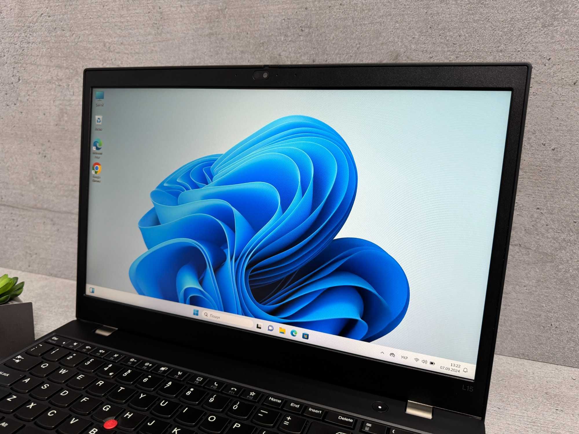 256 ssd/Стильний ноутбук Lenovo L15/Ryzen 7 Pro/8 ddr4/15.6 FullHD ips