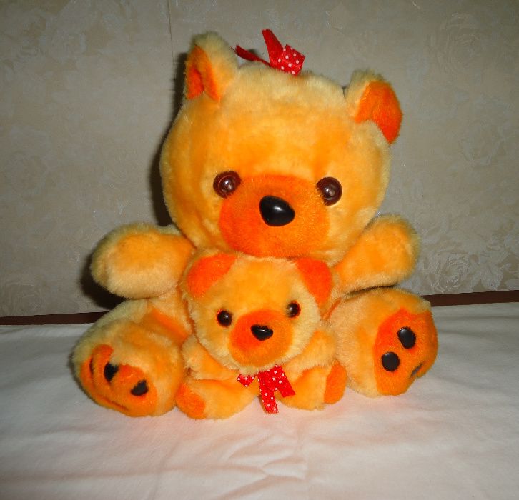 Медвежонок ( два) игрушка