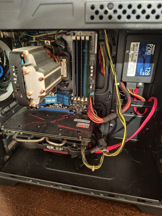 Комютер с монитором