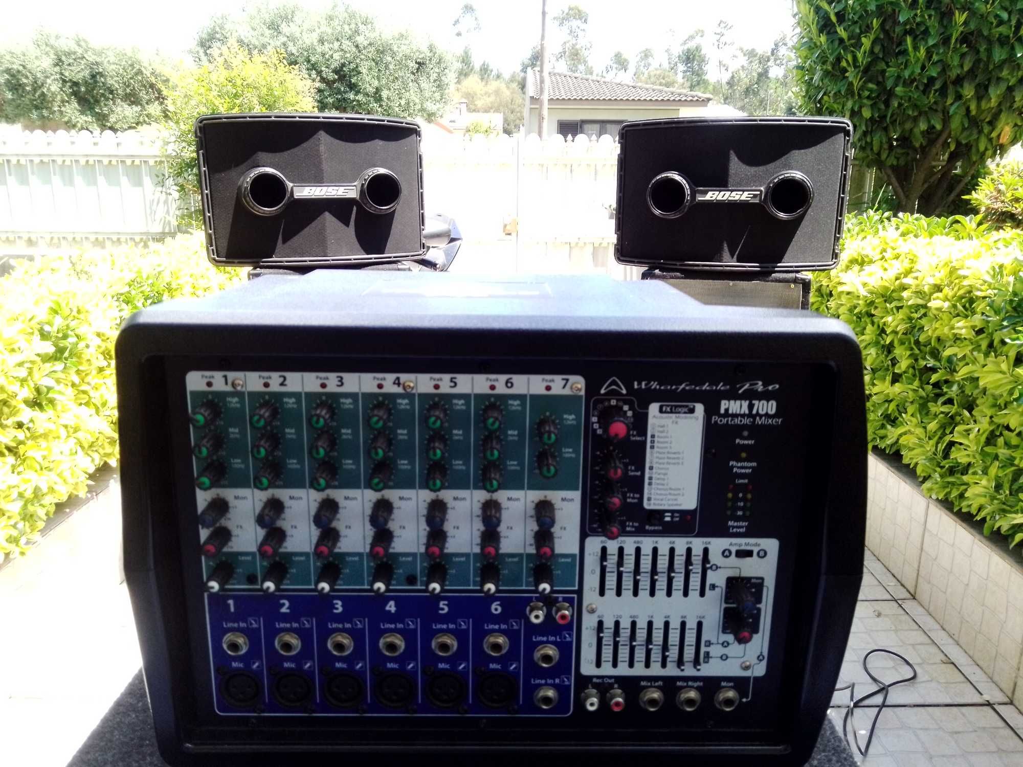 PA completo 2 colunas Bose + mesa amplificada Whorfedale