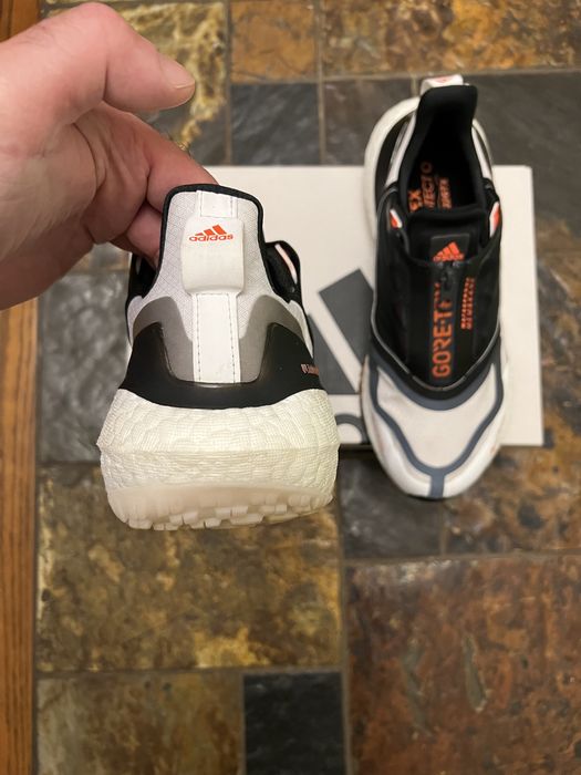 Adidas UltraBOOST 22 GTX