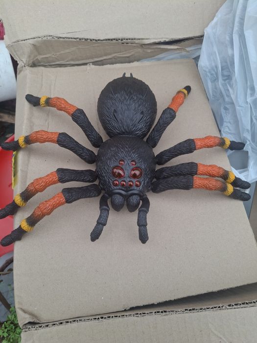 Інтерактивна іграшка тарантул